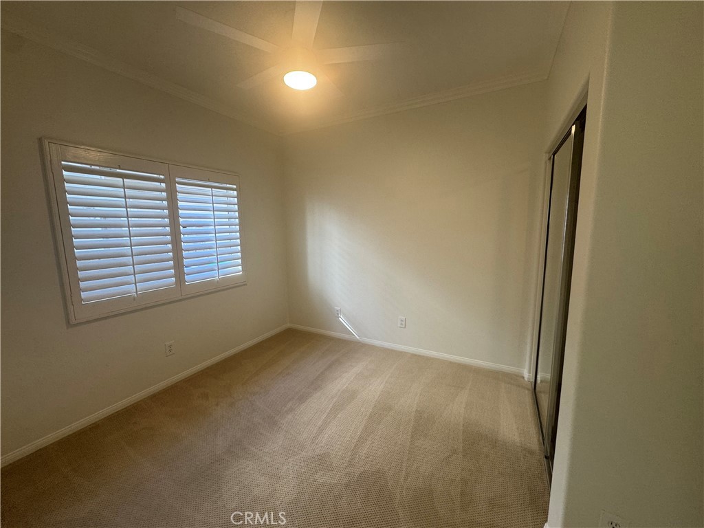 Knolls (KNOL) - Residential Lease