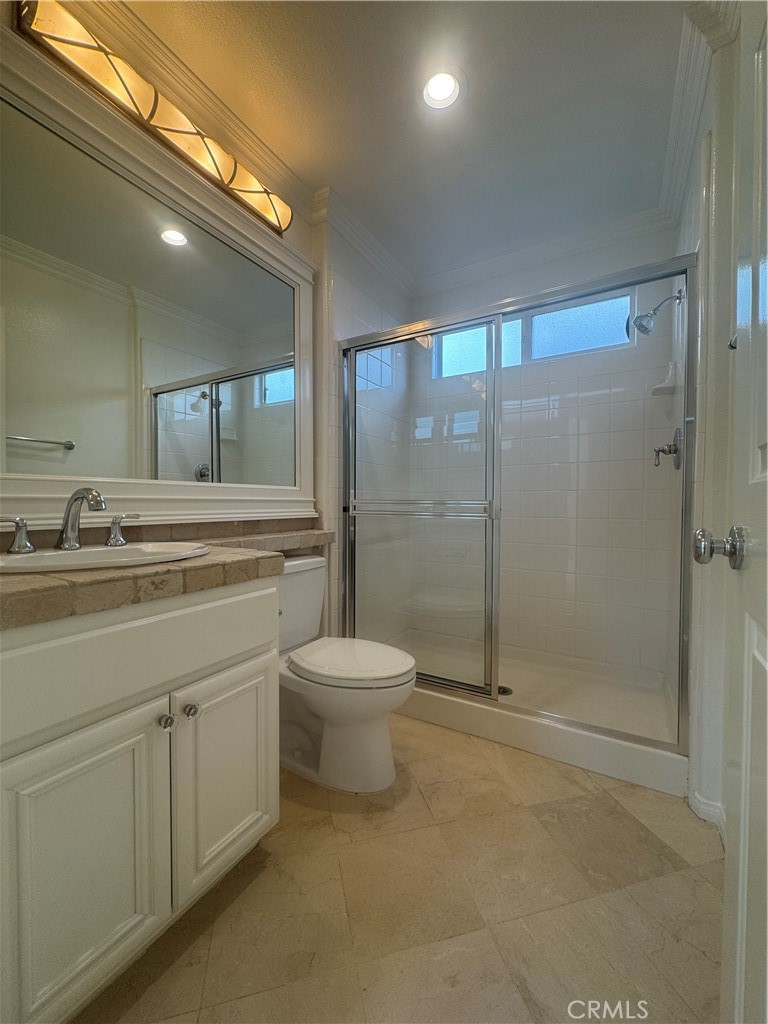 Knolls (KNOL) - Residential Lease