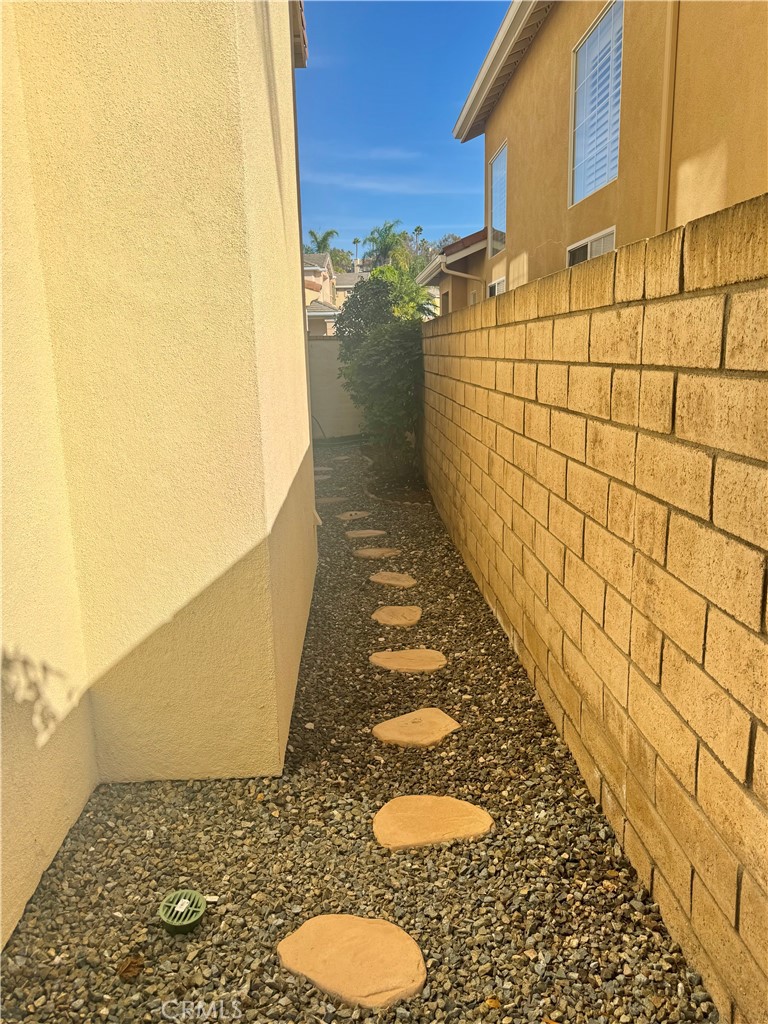 Knolls (KNOL) - Residential Lease