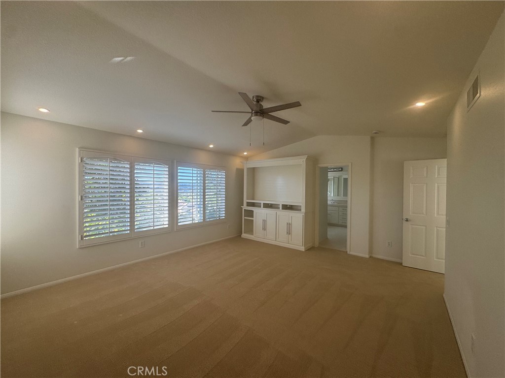 Knolls (KNOL) - Residential Lease