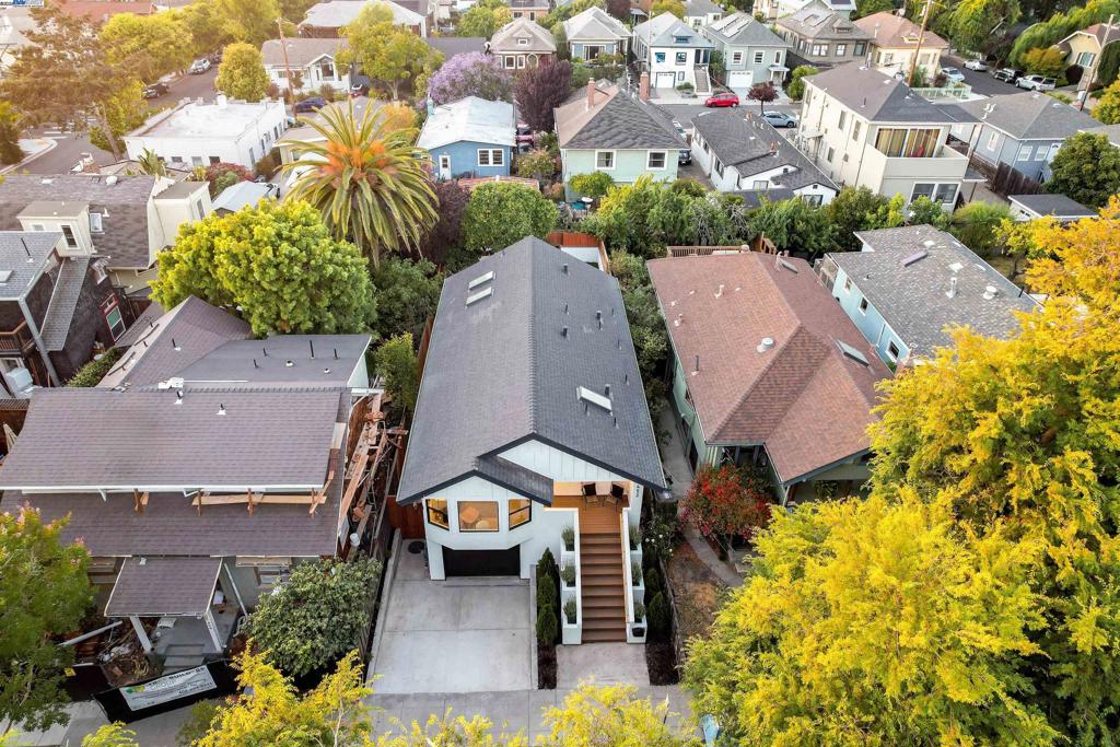 ROCKRIDGE - Residential