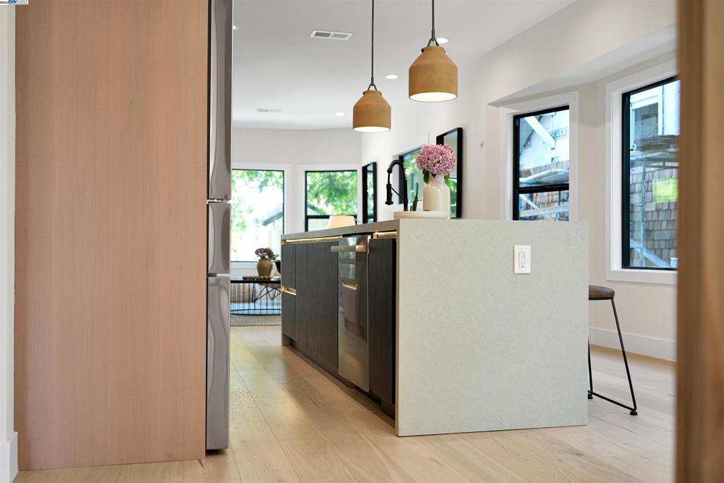 ROCKRIDGE - Residential