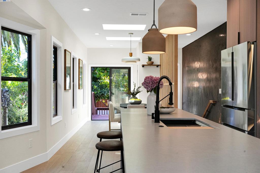 ROCKRIDGE - Residential