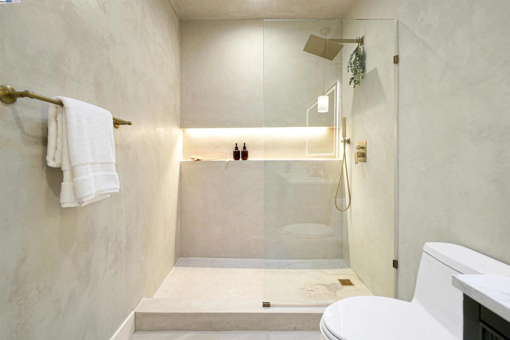 ROCKRIDGE - Residential