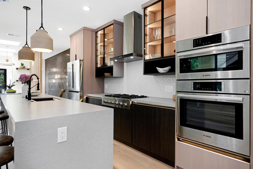 ROCKRIDGE - Residential