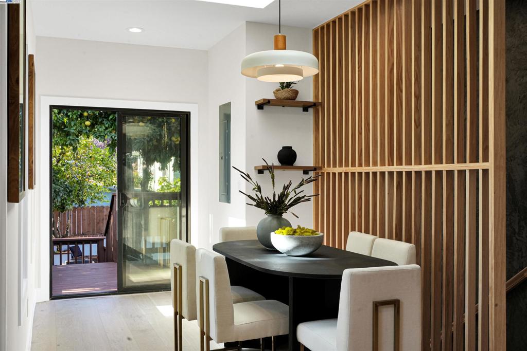 ROCKRIDGE - Residential