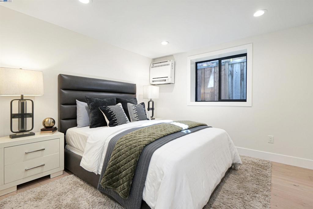 ROCKRIDGE - Residential