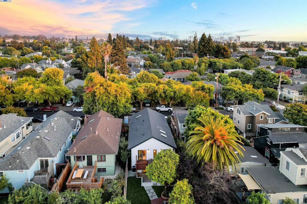 ROCKRIDGE - Residential