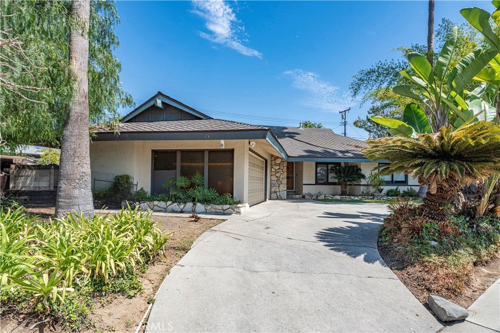 12146 Grovedale