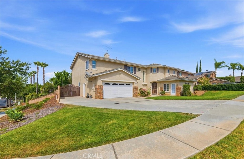 1615 Via Modena Way