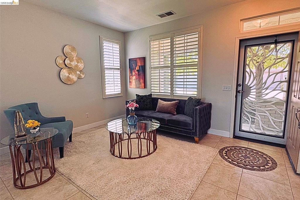 1481 Bismarck Ln