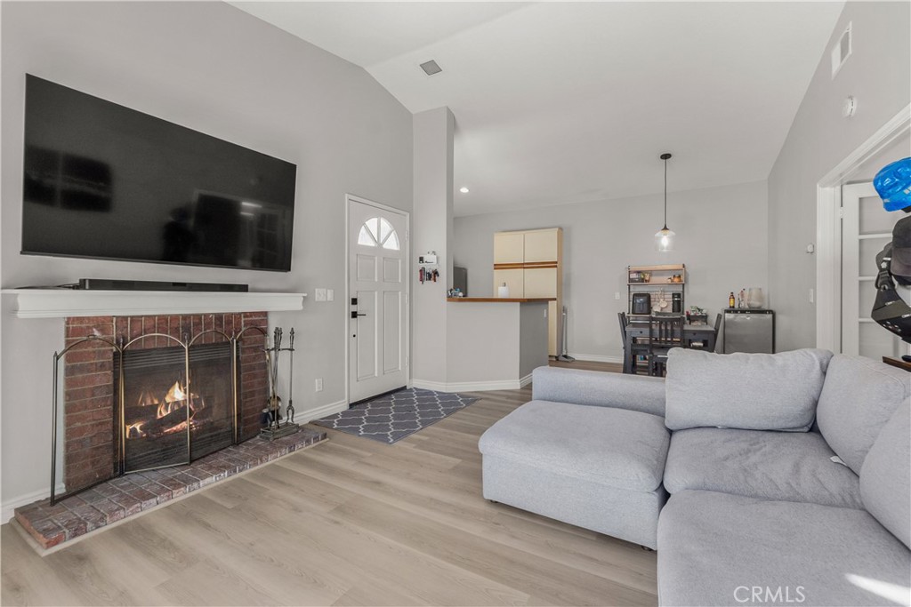 12042 Sylvan River 18