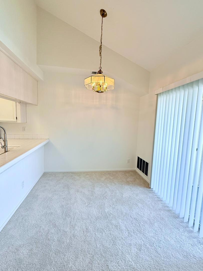 106 Sunnyhills Court