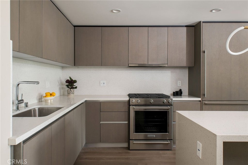 380 Cordova Street 413