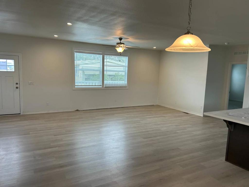 250 E Telegraph Road 213