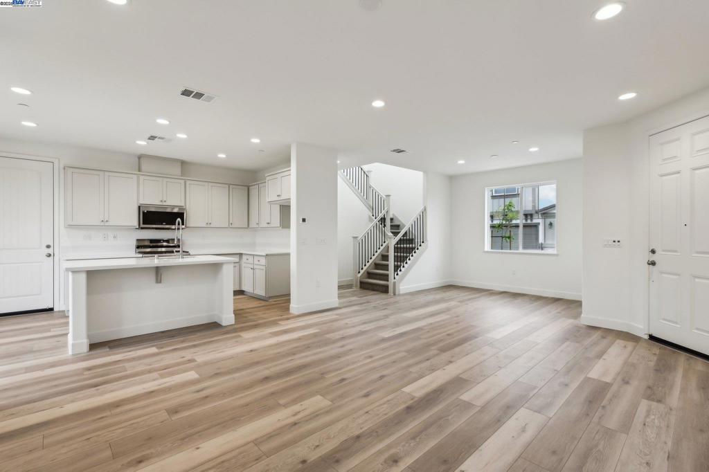 CENTRAL - Residential