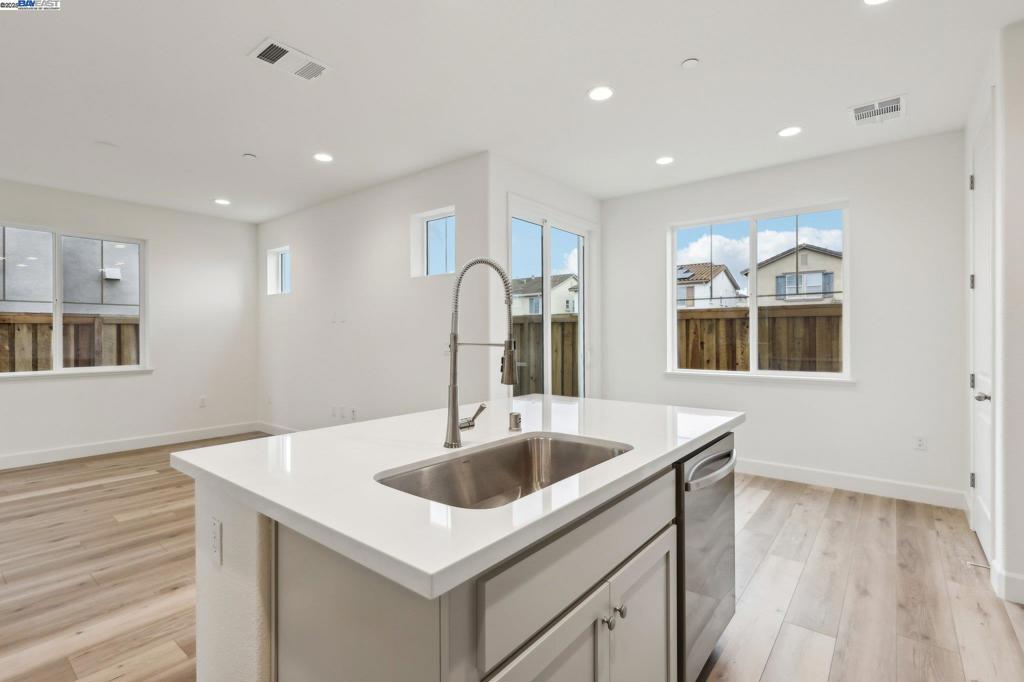 CENTRAL - Residential