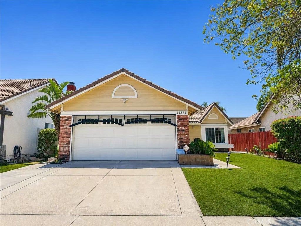 11571 Pinnacle Peak Court