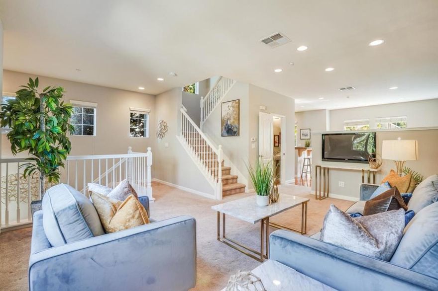 Highly sought out after 3 Bed 2.5 Bath End Unit Townhome in the popular Danbury Place community. Top notch quality construction by Pulte Homes. Centrally located near major corporations, shopping, VTA, parks & more! Featuring an extra entertainment / bonus room area on the ground level, great for home office or visitors! Loads of natural light shine through the Extra Windows in this end unit home. Open living, dining & family room concept w/powder room! Family room area off of kitchen. Kitchen w/ Breakfast Bar, closet pantry, ample cabinet space, granite counters & SS apps. Oversized Owners suite w/WIC, Dual sinks, tub & shower! Spacious 2nd & 3rd beds also located upstairs w/ample closet space. Washer & Dryer conveniently located upstairs. Lowest HOA you'll find w/Pool, Clubhouse & easy access to greenbelts. 2 car garage. Near Seven Seas park, VTA, Grocery, Dining, Coffee! Easy access to 101, 237, 85. Near Apple, Google, LinkedIn, Amazon, NetApp & more major companies! Don't miss out!