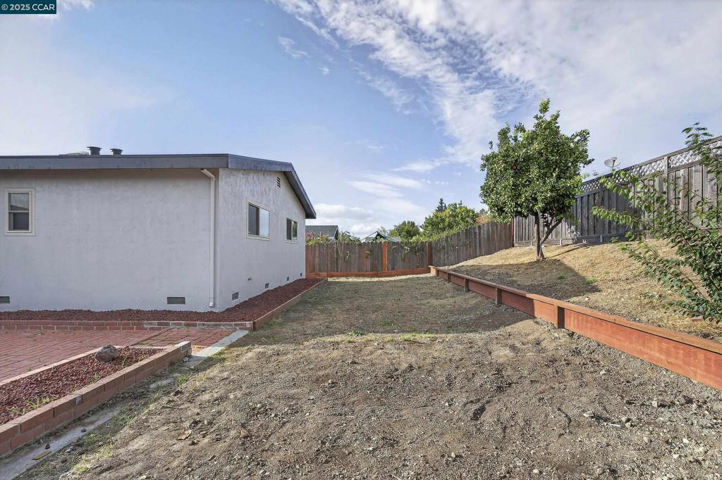 PINOLE VALLEY - Residential