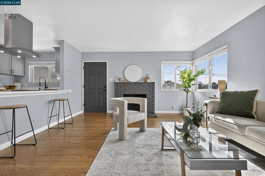 PINOLE VALLEY - Residential