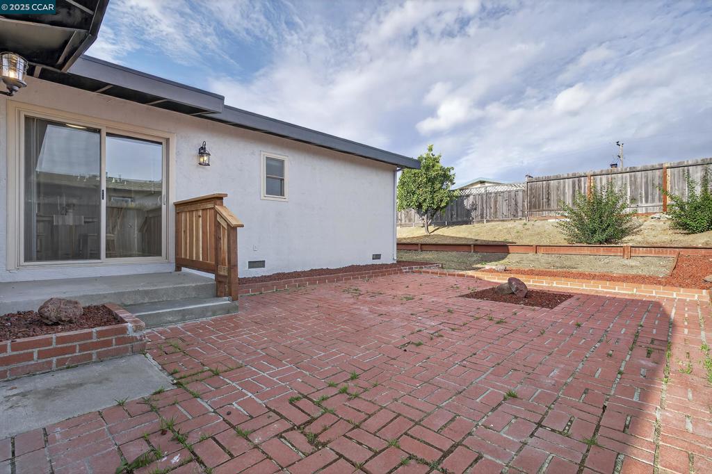 PINOLE VALLEY - Residential