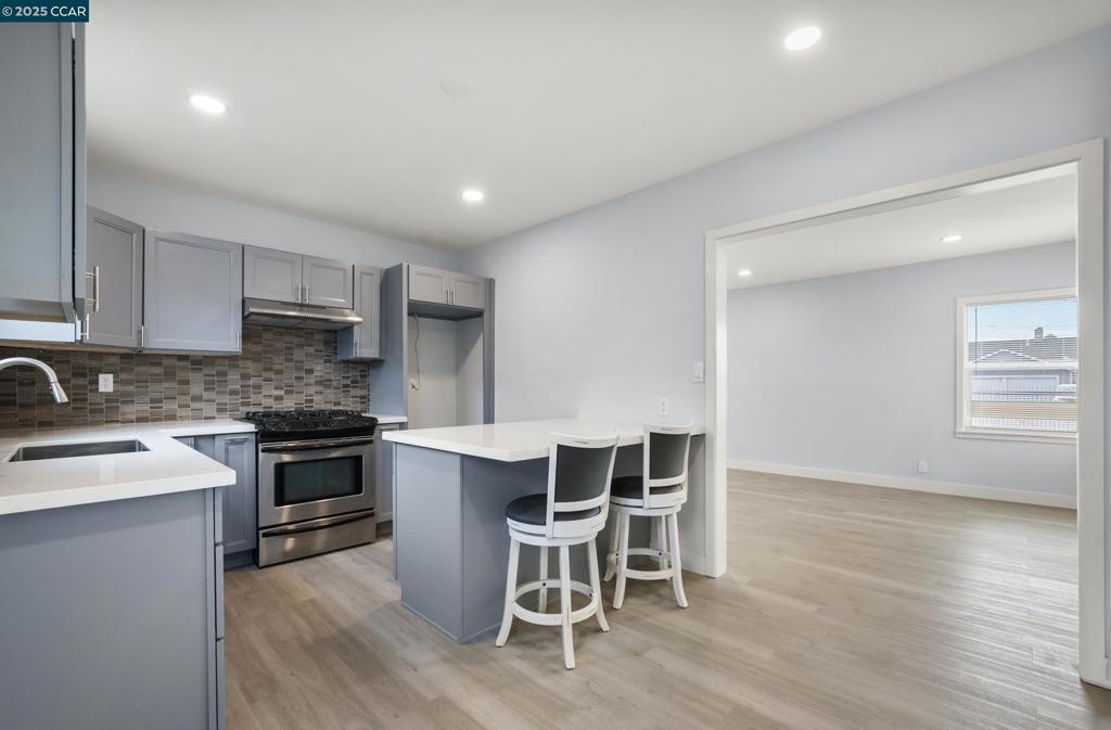 ELMHURST - Residential