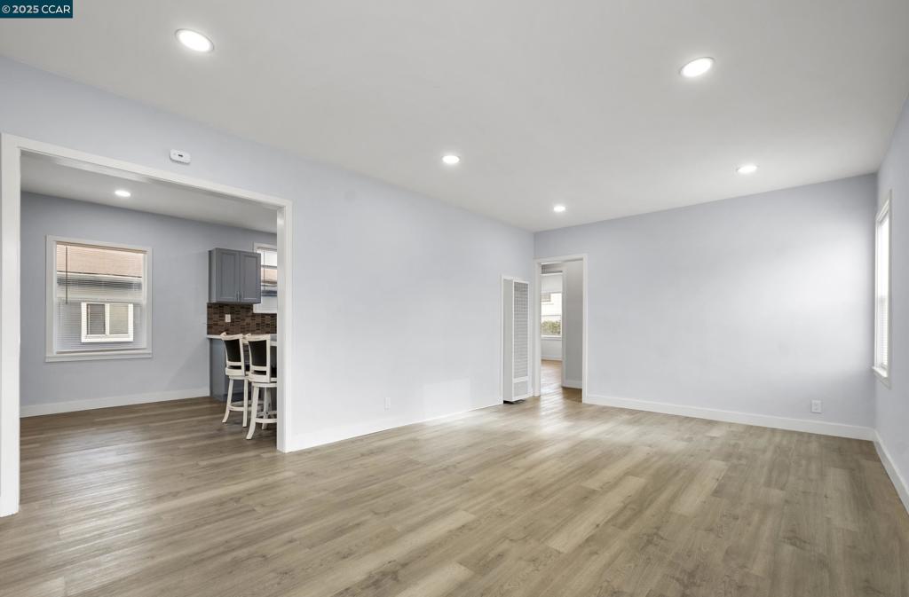 ELMHURST - Residential