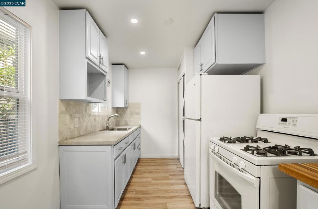 ELMHURST - Residential