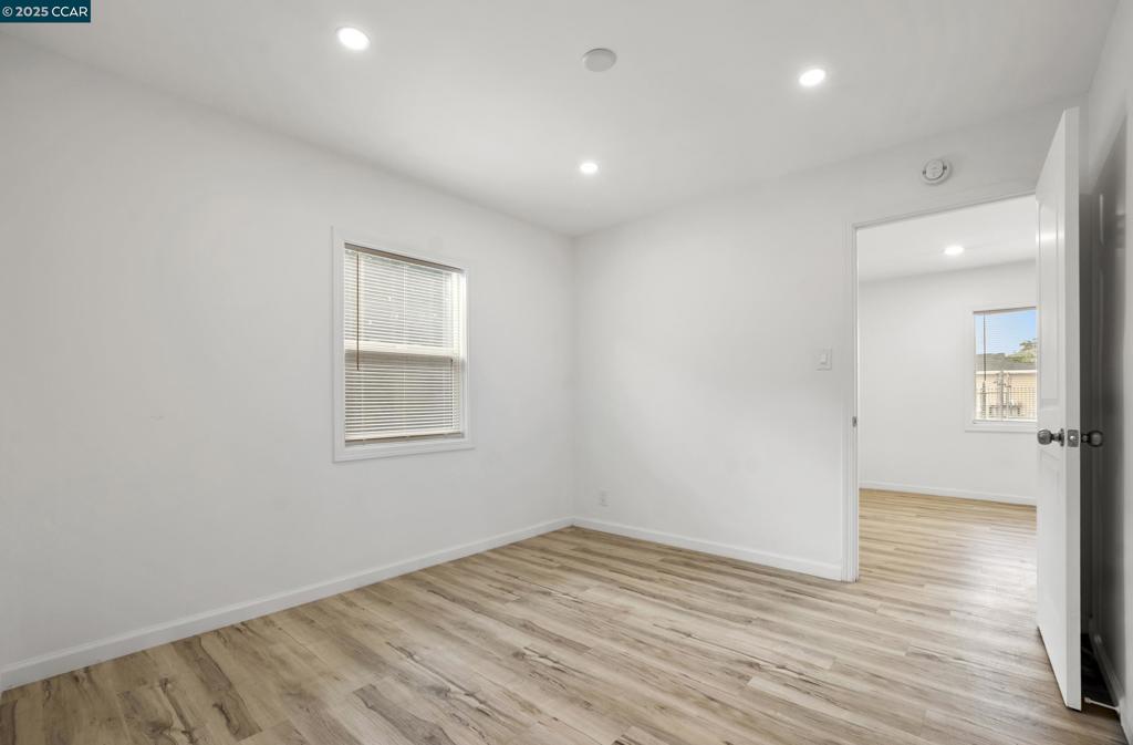 ELMHURST - Residential