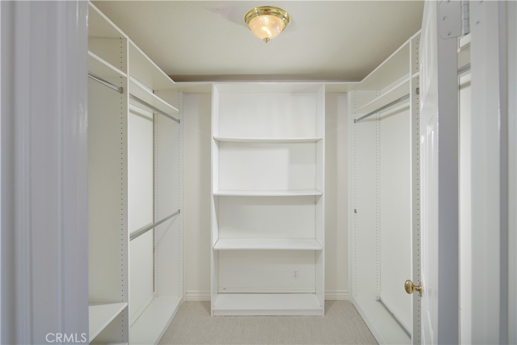 Harbor View Hills (Robertson) (HVWR) - Residential Lease