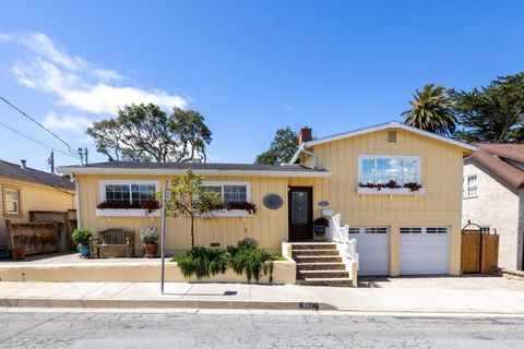 Photo of 512 12th Street, Pacific Grove, CA 93950 (MLS # ML82046799)