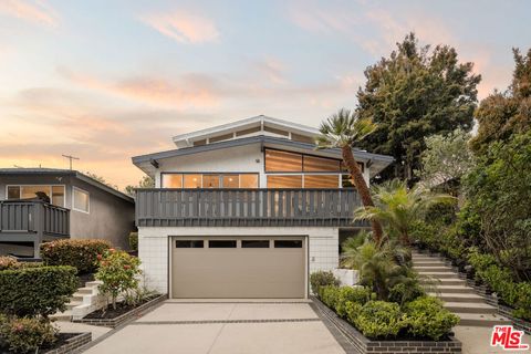 8247 Billowvista Drive Playa Del Rey CA 90293