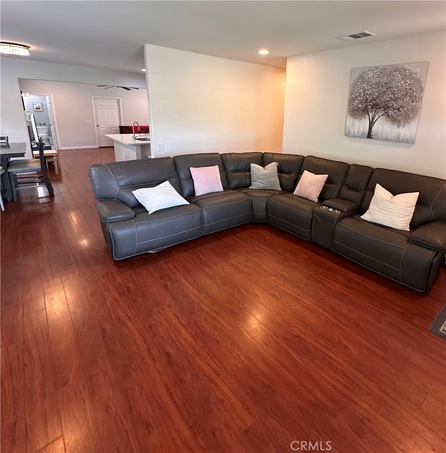 514 W Randall
