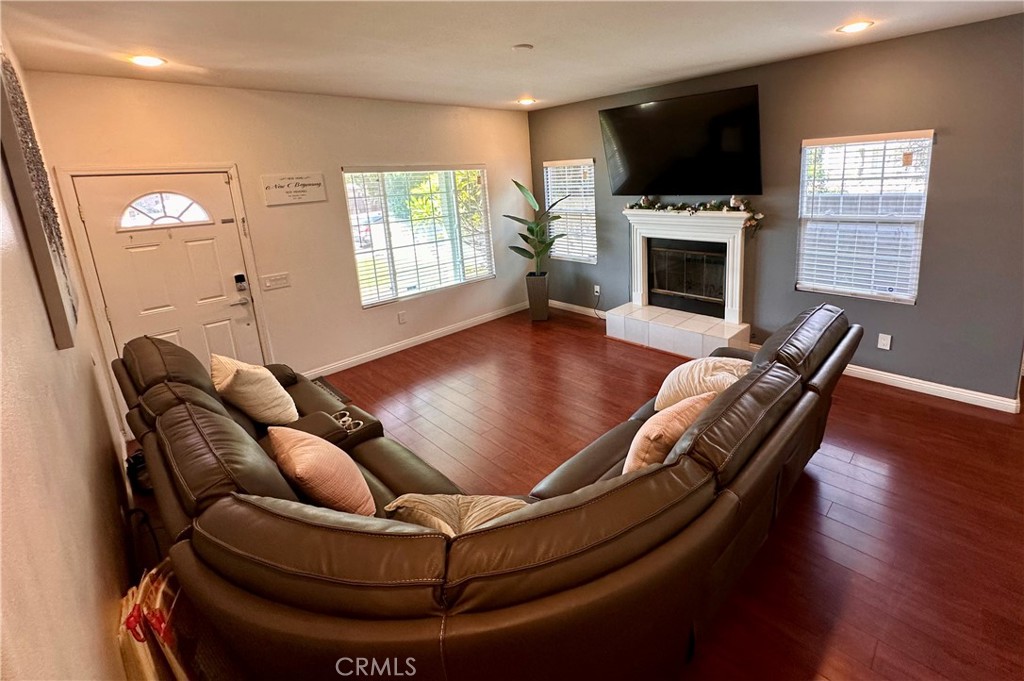 514 W Randall