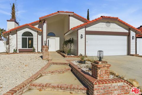 Photo of 3531 Southview Court, Palmdale, CA 93550 (MLS # 25629439)