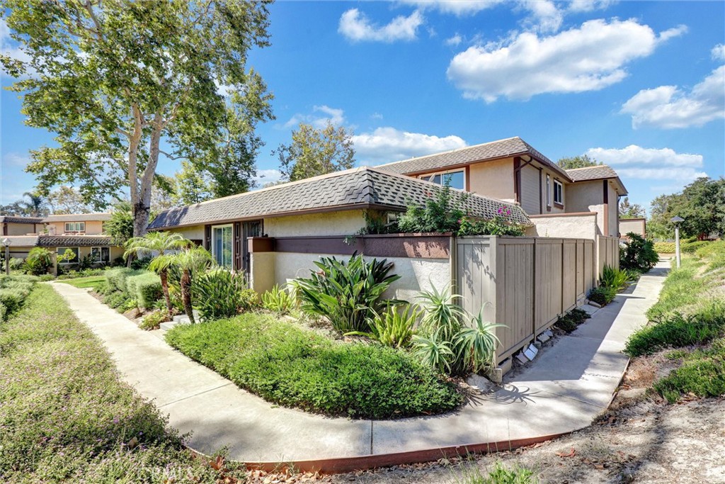 Single story living with no neighbors above or below, situated in the idyllic Aliso Villas II community of Mission Viejo. This comfortable, 1120 square foot condo boasts 3 bedrooms and 2 bathrooms on one floor. The light and bright living area opens up to a private patio. Behind the kitchen you will find a laundry room for maximum convenience. Steps from the unit you will find the detached one car garage with side entry door. The unit also includes an assigned parking spot. The beautiful Aliso Villas II community includes access to a community pool and playground for residents. Owners have the option to enroll in the coveted Lake Mission Viejo Membership for $179/bi-annually, gaining access to the Mission Viejo Lake and all activities such as summer concerts, movie showings and more!