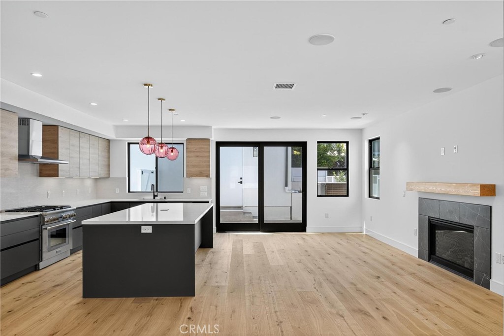 1011 S Prospect Avenue