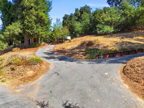 Photo of 0 0 Locust Drive, Los Gatos, CA 95033 (MLS # ML82063372)