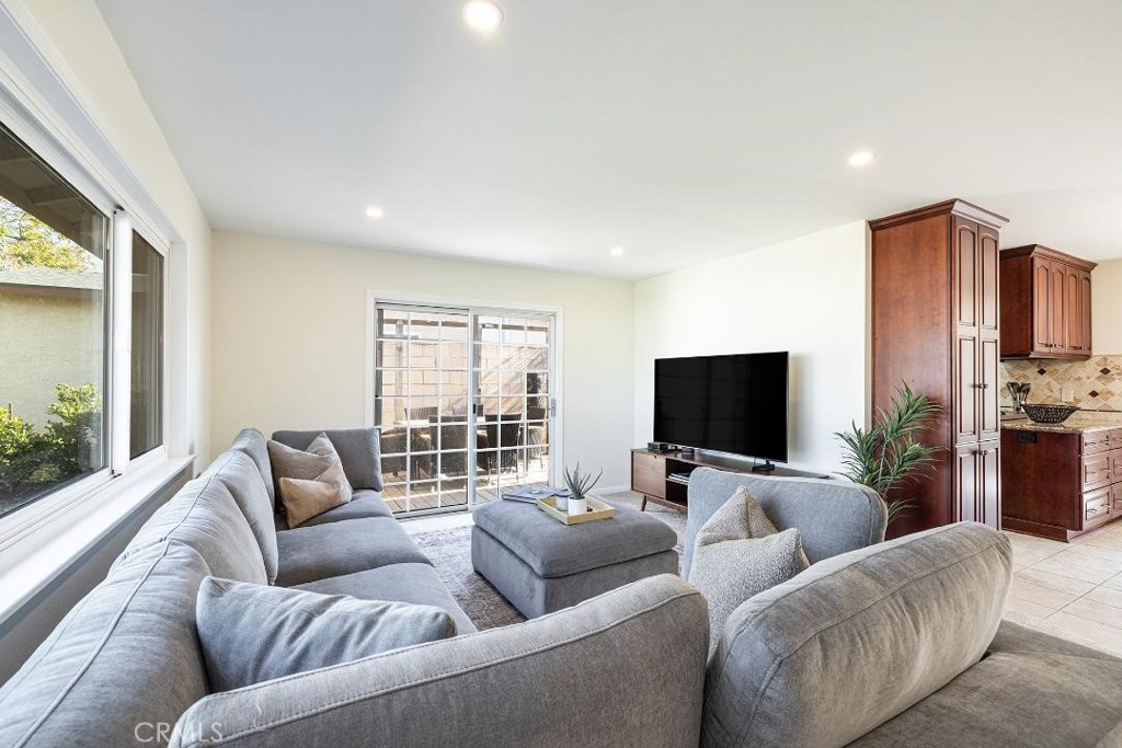 FURNISHED WITH ALL AMENITIES Beautifully Furnished 3-Bedroom, 2-Bath Home WITH AC in Prime Simi Valley Location
Welcome to your perfect home away from home in the heart of Simi Valley! This fully furnished, 1,500 sq. ft. gem offers comfort, convenience, and modern amenities in a serene, family-friendly neighborhood.
Features You'll Love
Living Spaces:
• A cozy living room with a sectional sofa and flat-screen TV opens to a patio for al fresco dining under romantic string lights.
• Bright sunroom with ample natural light, furnished with a sofa, lounge chair, and a flat-screen TV, providing a relaxing space with backyard views.
Bedrooms & Bathrooms:
• Primary Bedroom: Spacious king-sized bed, dresser, flat-screen TV, and an ensuite bathroom with a walk-in shower.
• Two Additional Bedrooms: Each featuring queen-sized beds, large closets, and thoughtful decor for restful nights.
Kitchen & Dining:
• Fully equipped kitchen with a dishwasher, refrigerator, microwave, stove, and an attached laundry room for added convenience.
• Dining area with seating for six, perfect for hosting family or friends.
Outdoor Living:
• Spacious backyard with a seating area around a fire pit, drought-tolerant landscaping, and an orange tree for a touch of nature.
• Patio with a dining area to enjoy California’s beautiful weather year-round.
Location Perks
This charming home is within walking distance from both public and private schools, making it ideal for families. Situated in Simi Valley, you’ll enjoy:
• A welcoming community with plenty of parks and recreational activities.
• Close proximity to shopping, dining, and entertainment options.
All linens, and kitchen amenities are included.
Extra Amenities
• Two-car garage with one space converted into a climate-controlled office and sauna, plus two additional parking spaces outside.
• Utilities, Wi-Fi/internet, trash, and water are active and will be billed monthly Housekeeping service can be provided
• Bi-monthly gardener