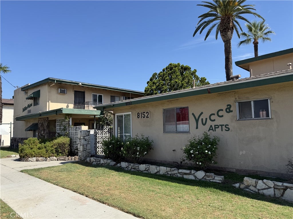 8146 8152 Norwalk Boulevard