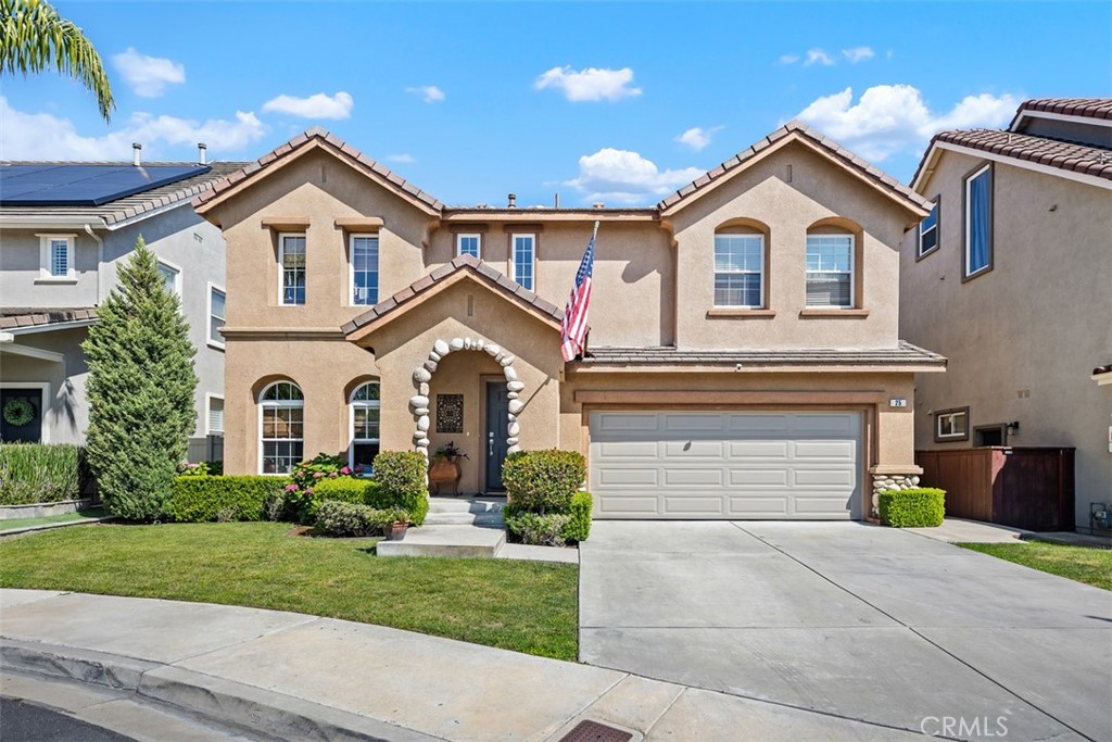 25 Hollyhock Lane