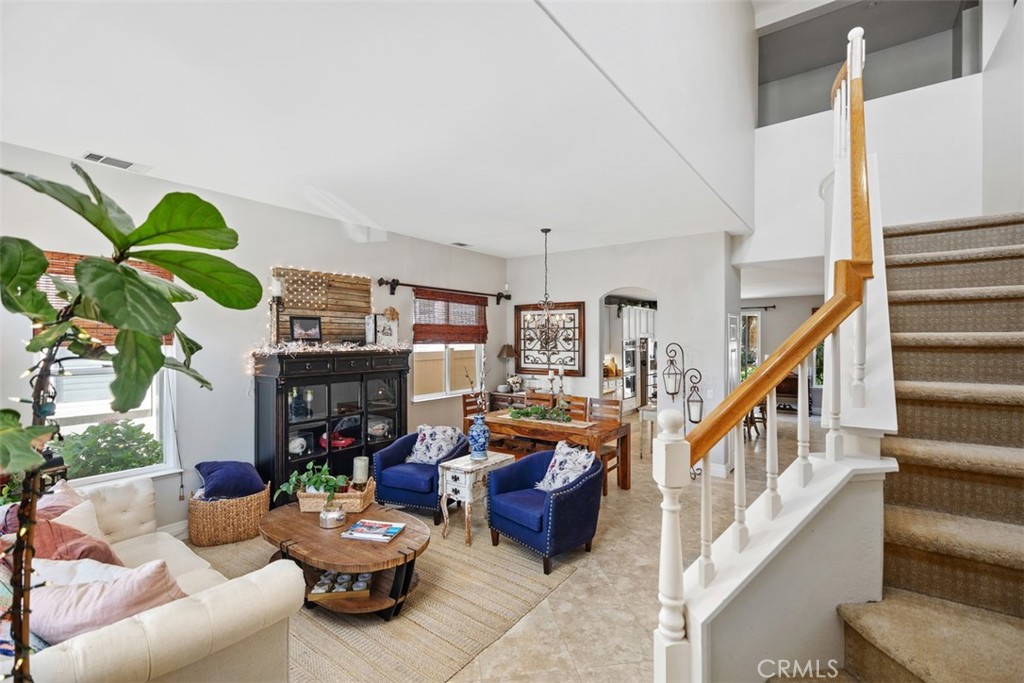 25 Hollyhock Lane