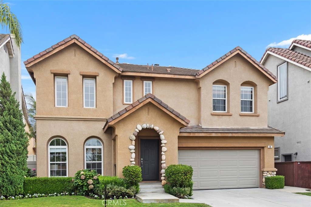 25 Hollyhock Lane