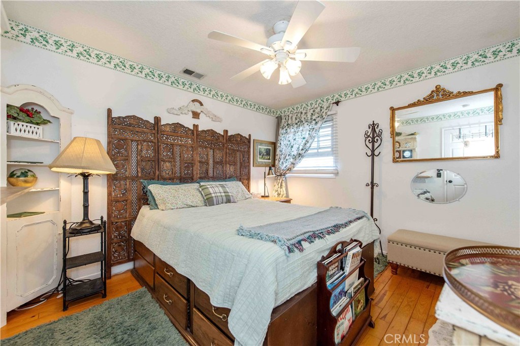 El Camino Glen (CH) - Residential Lease