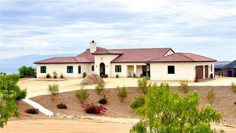 Photo of 38090 Via Vista Grande, Murrieta, CA 92562 (MLS # SW26158944)