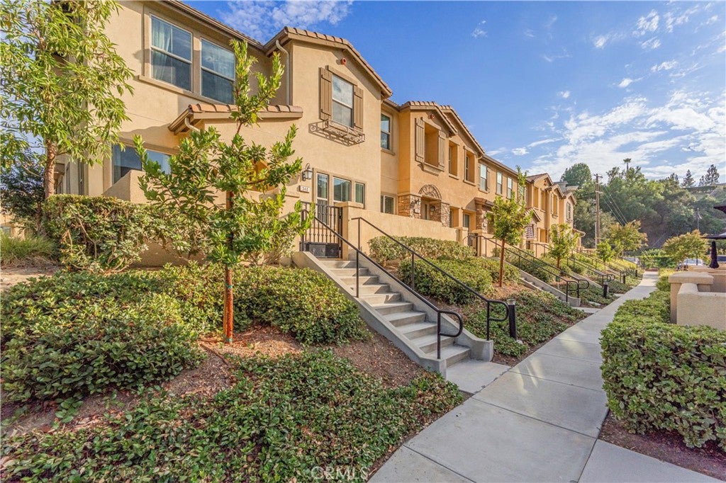 340 S Auburn Heights