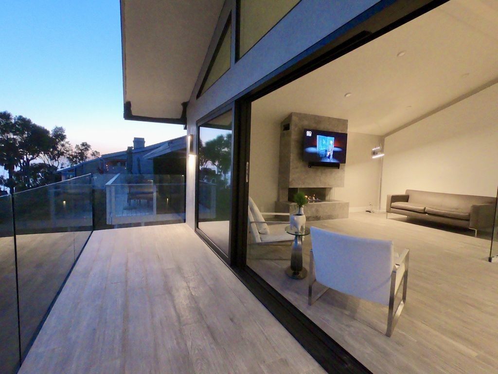 Photo of 16 North Stonington Rd, Laguna Beach, CA 92651 (MLS # NP26013221)