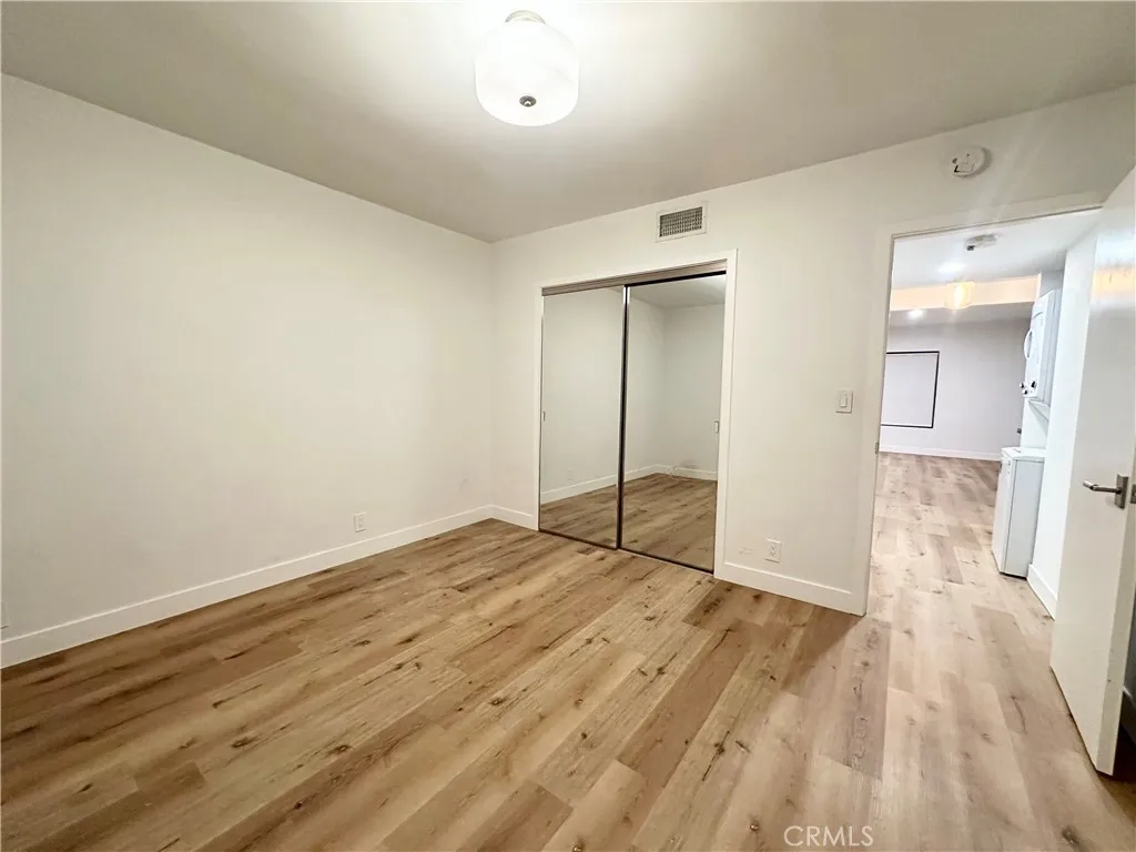 Santa Monica, California 90405, United States, 2 Bedrooms Bedrooms, ,2 BathroomsBathrooms,Residential,Active,243665
