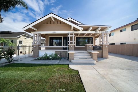 1044 Cedar Avenue Long Beach CA 90813